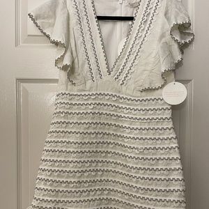 Never worn La Madison Talulah Size Medium